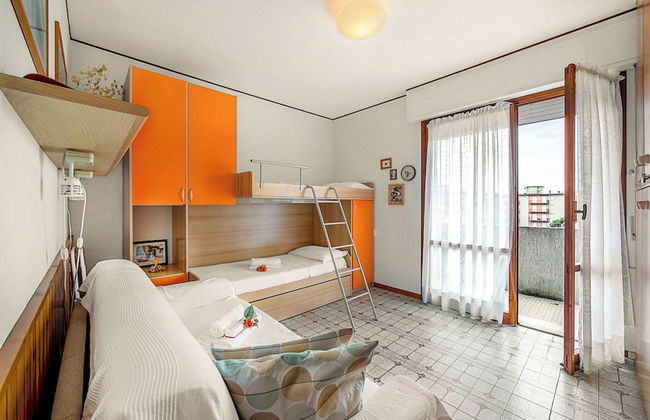 Edera With Balcony Few Steps From Sea - Photo 2