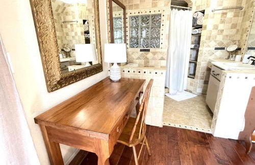 Lake View Twin Homes, Spacious Decks & Kitchens - Foto 26