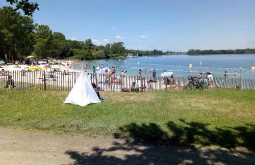 Bel appartement T2 près du lac avc un parking privé - Foto 14