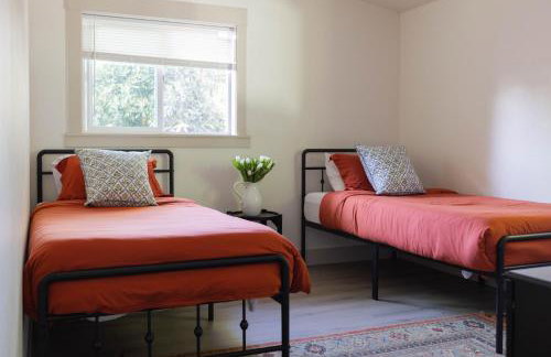 Comfy Home with Game Room & Back Yard - Kid Friendly - Foto 15