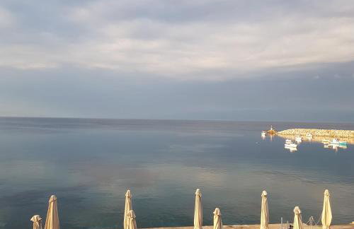 KORONI MARE -Sea view apartment/διαμέρισμα με θέα στην θάλασσα - Photo 11