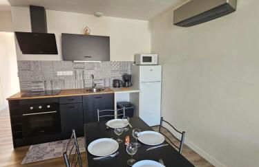 Le Petit Ecureuil charmant gîte jardin terrasse - Foto 8