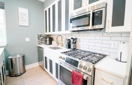 The Grand DC Stay with Deck and Parking - Photo 37