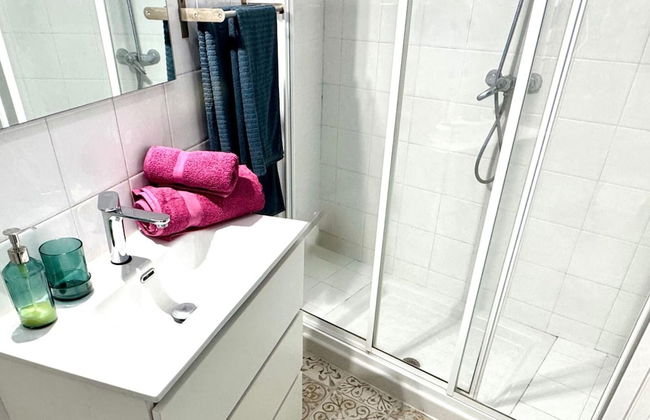 Cottage - Sleeps 4 - Pet Friendly - Patio - Foto 14