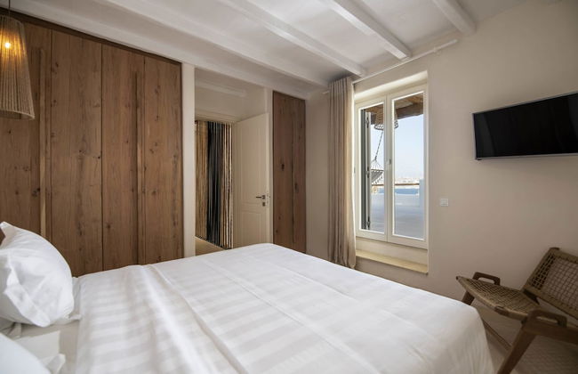 Villa Veneta at Ornos Sea View - Photo 4