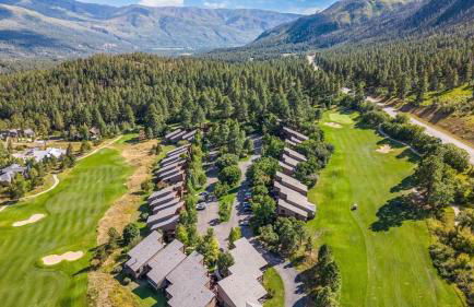 #1Condo Glacier Resort Pool Golf HotTub Sauna Gym - Foto 34