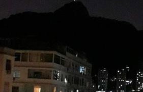 Aconchego e sossego Copacabana - Foto 34
