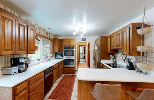 The Pony Creek Forest Retreat - Photo 8