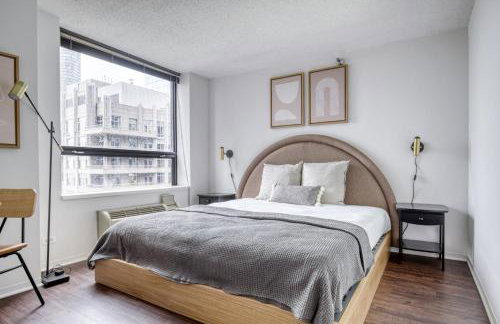 Streeterville Studio w Gym Pool nr Navy Pier CHI-450 - Photo 9