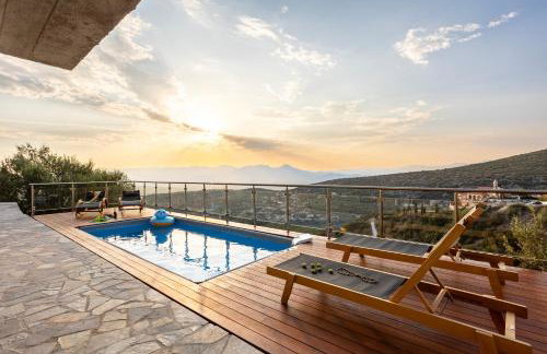 Martinia Pool Getaways - Majestic Panoramic Views - Foto 1