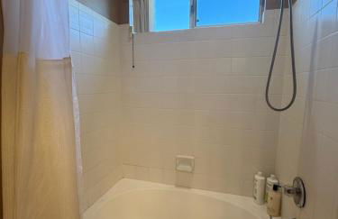 Great Amenities, Pool, Sauna Gym - Photo 16