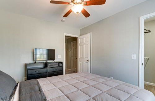 2 Mi to Lenovo Center Dog-Friendly Getaway - Foto 22