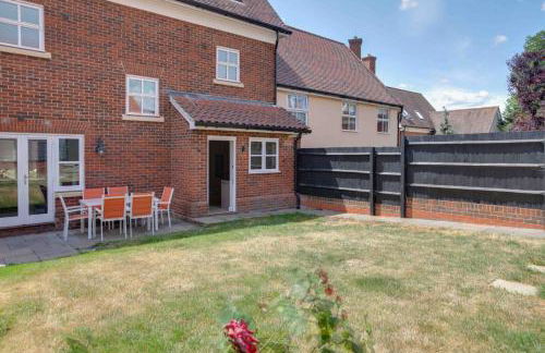 Elizabeth II Five Bedroom Spacious Home - Foto 58