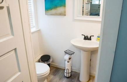 Sister Lake Cottages - Unit 4 - Photo 15