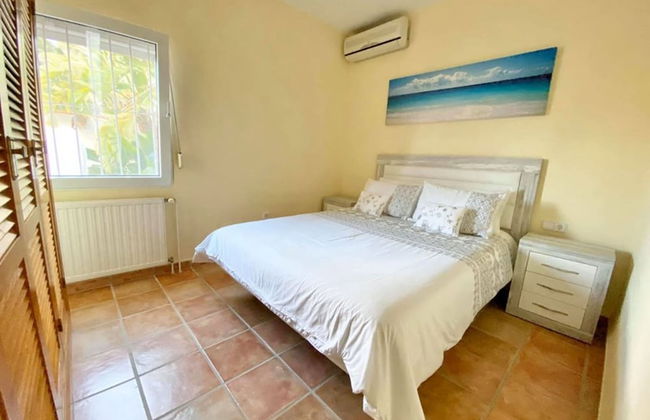 Charming Villa With Private Swimming Pool Near the Sea - Foto 18