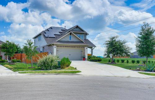 Large Fenced Yard Family-Friendly Kyle Home - Foto 27