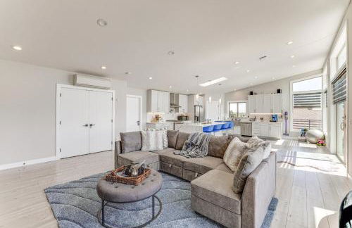 Sleek Ferndale Home with Ocean and Mountain Views! - Photo 6