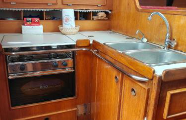 Dormire in Barca a Vela - Foto 2