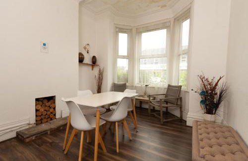 Homely Ensuite Room near City Centre - Foto 11