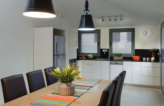 Rafael Residence - Photo 8