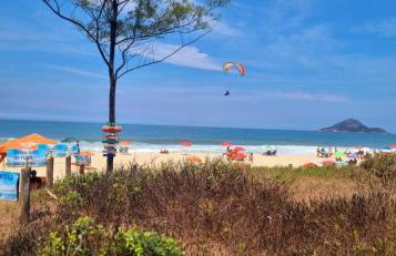 Apto Térreo Recreio Praia 9 min a pé com Ar Cond - Foto 29