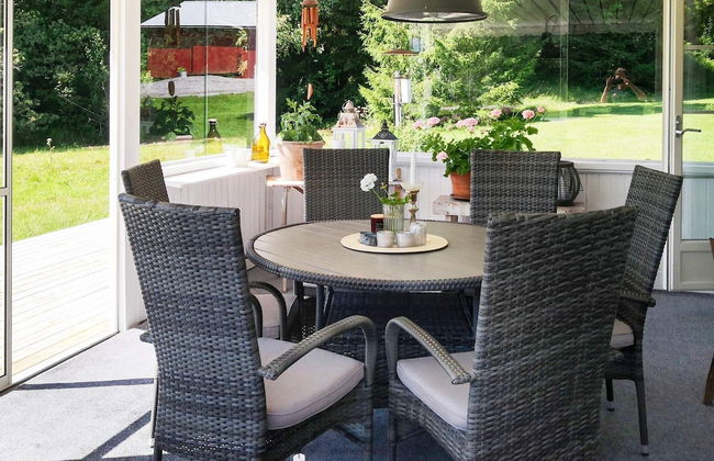 4 Person Holiday Home in Gunnarskog - Photo 13