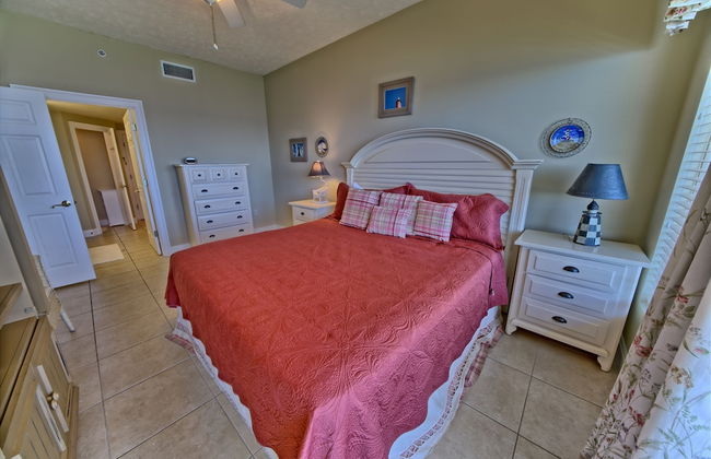 Wondrous Condo with Beach Access and Poolside Beach - Unit 2103 by RedAwning - Foto 3