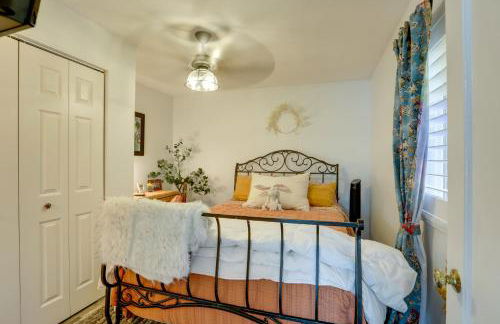 Hot Tub and Grill Pet-Friendly Apt, Walk to Midtown - Foto 12