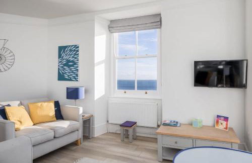 High Tides - Photo 4