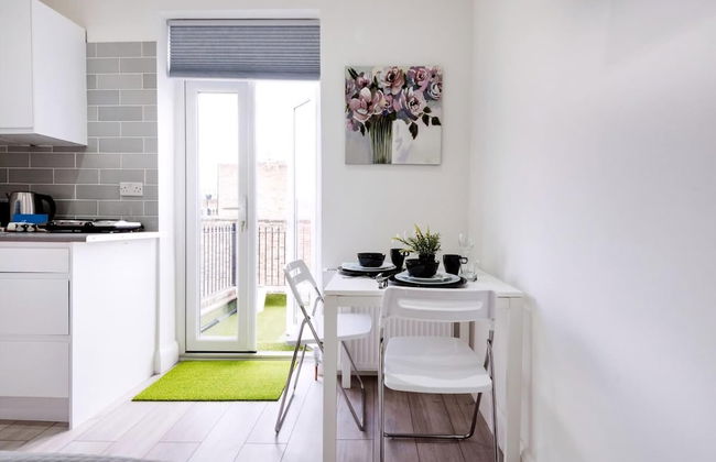 The Armadale Road Residence II - Photo 12