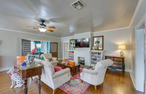 The Pink Azalea - Tyler Home with Yard and Patio! - Foto 6