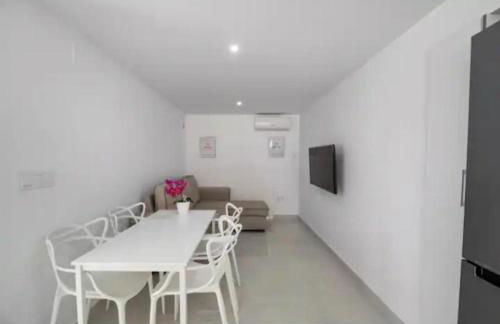 Ciudad Quesada Stunning Heated Pool Private Luxury Villa with Spa Sleeps 14 - Foto 13