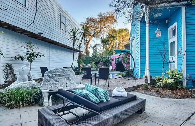 Charming Chateau Oasis in NOLA's Heart by YouRent - Foto 56