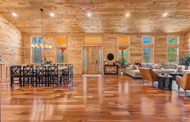 Grand Timber by Avantstay Indoor Pool, Sports Court, Game Room, & More! - Foto 14