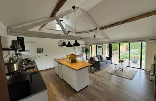 The Old Cattle Barn - Photo 25