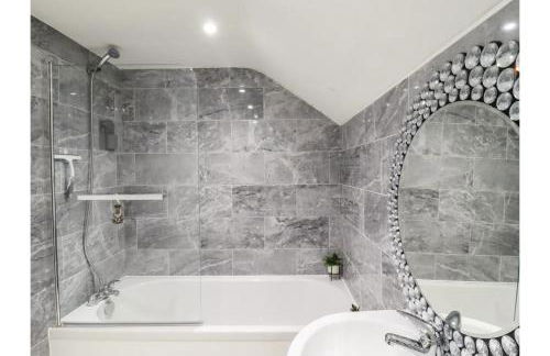 6BD Vacation Home with Indoor Pool - Foto 30