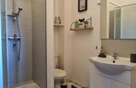 Appart plein centre, vue cathédrale, fibre - Photo 9