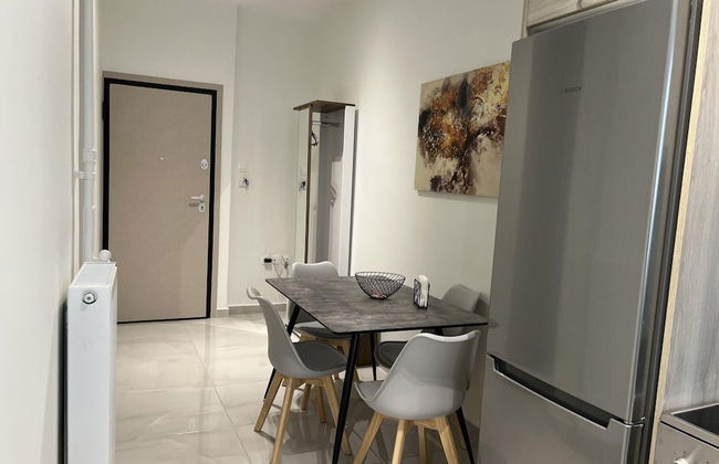 Adelais in Piraeus With 1 Bedrooms and 1 Bathrooms - Photo 11