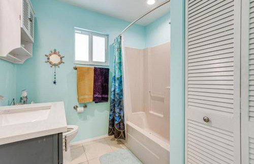 Canal-Front Gem w/ Peekaboo Views in Cudjoe Key! - Foto 19