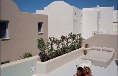 Pink Freud Villas Santorini - Photo 7