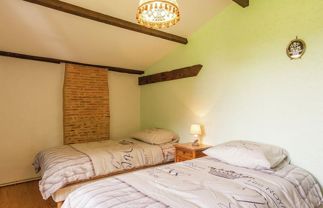 Spacious Farmhouse With Private Heated Pool in a Rustic Garden - Foto 17