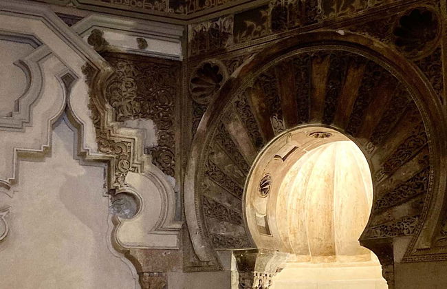 Guided Tour of the Aljafería Palace - Photo 5