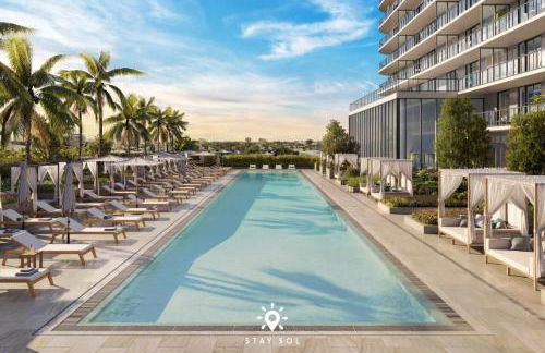 Chic 2BR Apartment Gym & Balcony Views - Foto 50