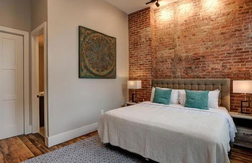 Large 3 bedroom 3 and a half Bath Downtown Condo - Foto 4