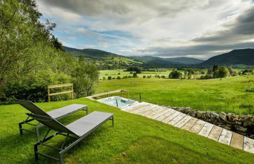 The Tabernacle, Design-led Converted Chapel with Hot Tub, Highland Perthshire - Foto 50