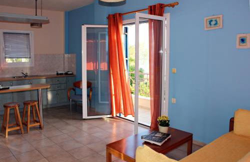 Koukounaries Apartments Limni - Photo 37