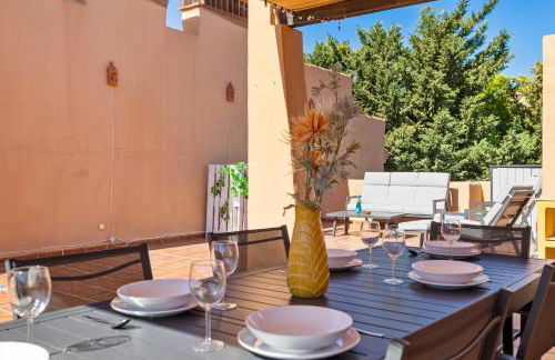 Prachtig penthouse met zeezicht en groot zonneterras - Photo 50