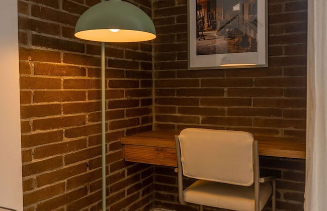 Apartasuites Cerritos Mall - Photo 28