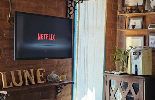 Chalé LuNê Vista para a Montanha , Banheira Imersão Externa e Lareira - Foto 13