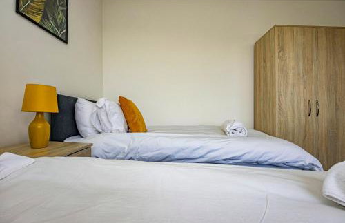 Spacious apartment sleeps 6 - Uni, sports, trades - Foto 44